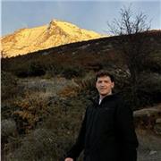 Me defino como una persona que le gusta compartir sus propios aprendizajes.